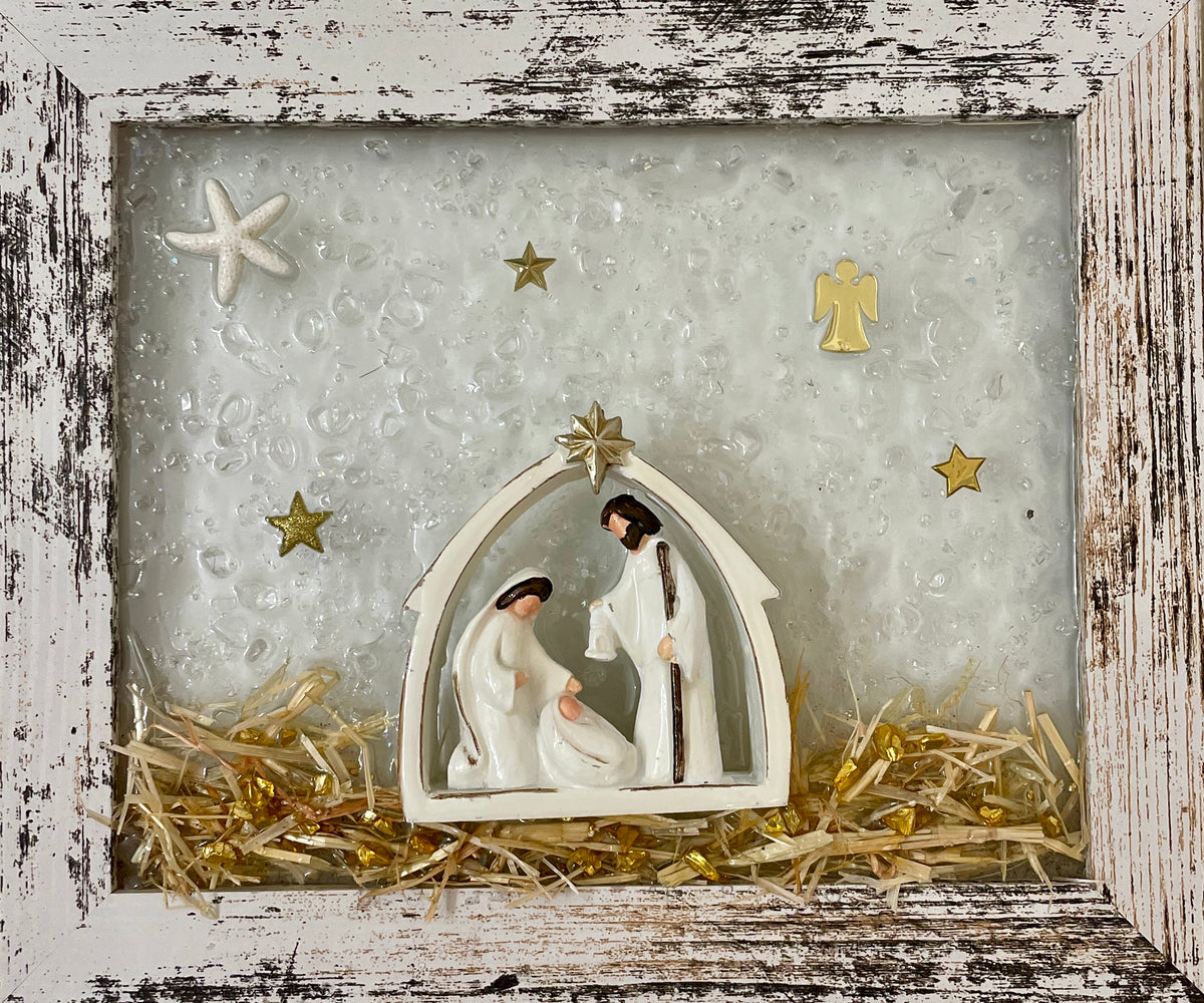 Holiday Manger Scene with Straw & Crushed Glass - 8" x 10" | Christmas #1075