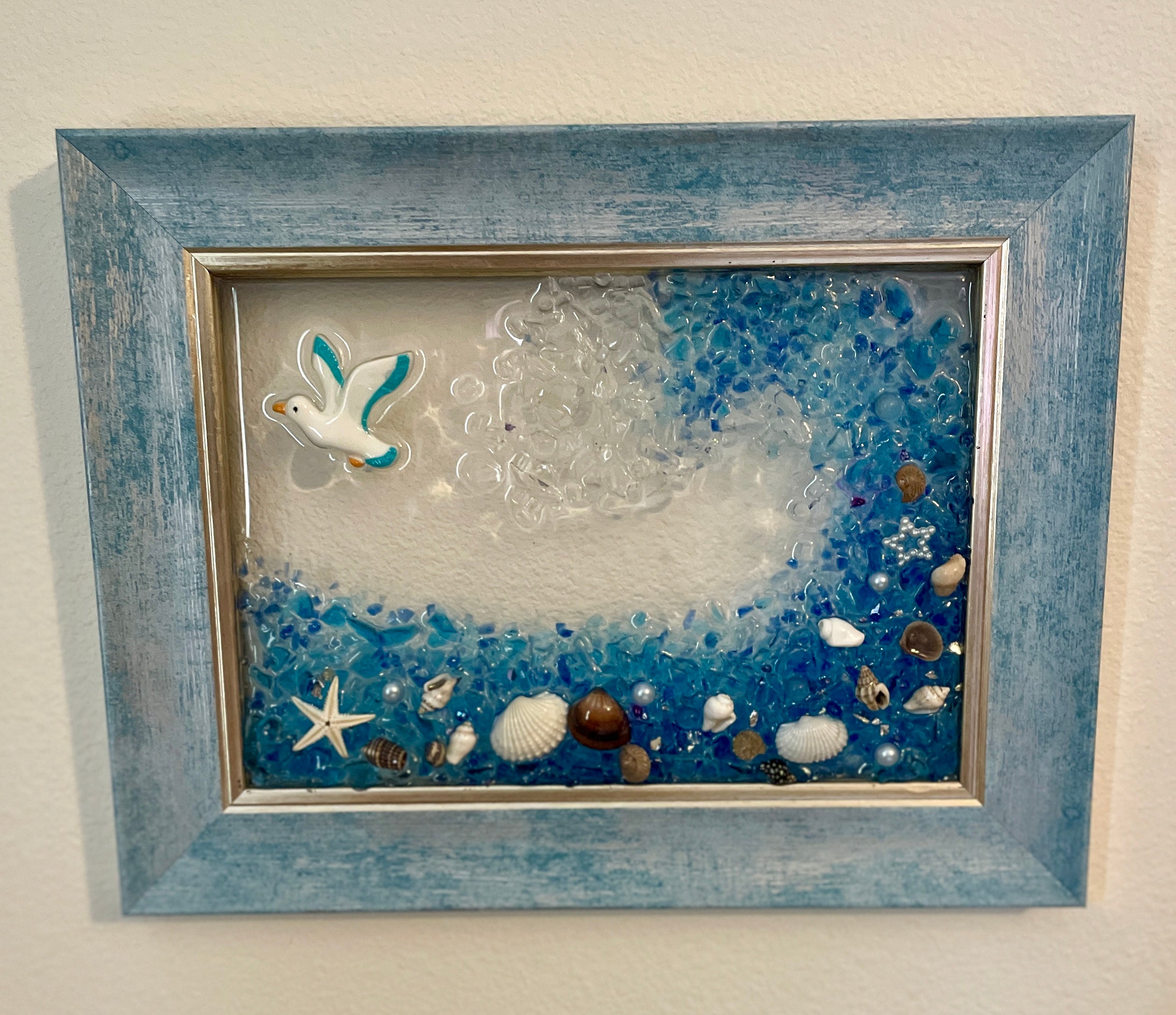 Ocean Wave with Seagull Flying By - 5" x 7"
