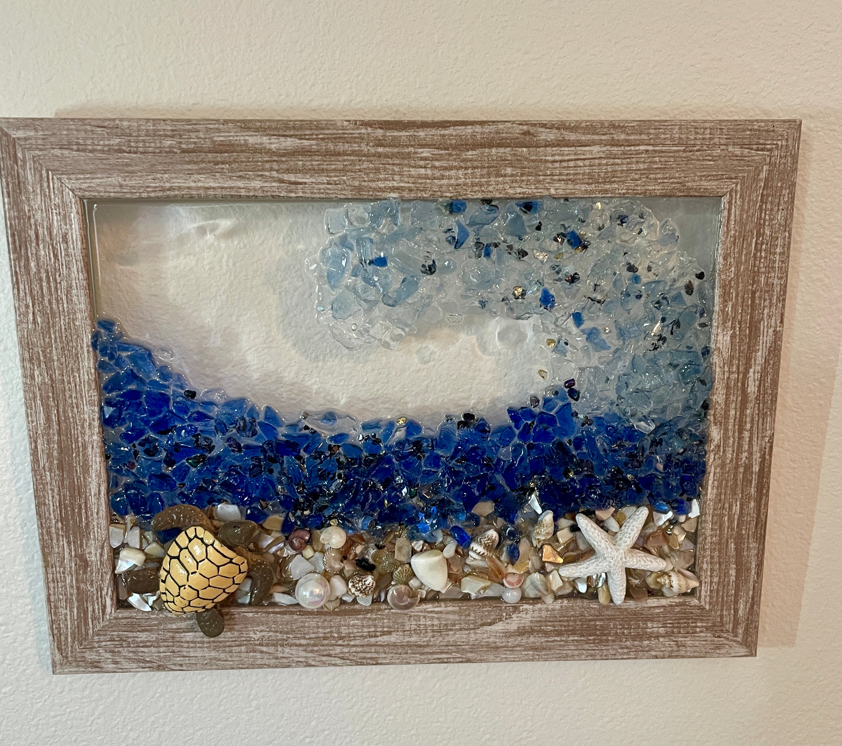 Sea Turtle with an Ocean Wave and resin Starfish - 5" x 7" Crushed Glass Picture