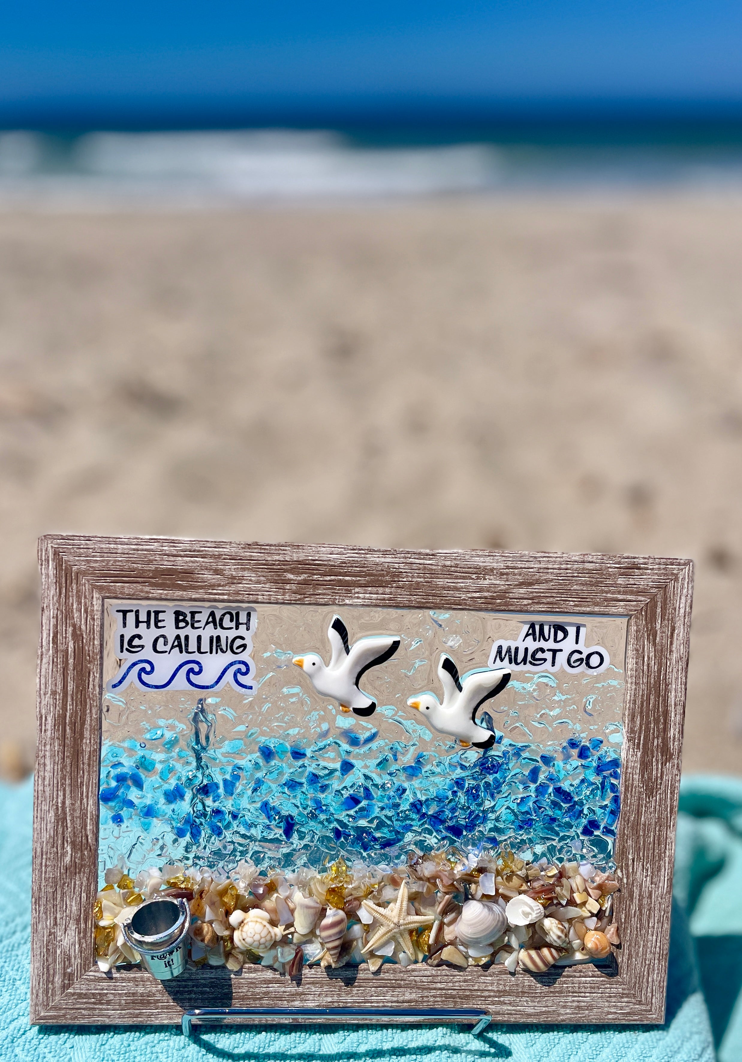 Beach Scene with saying "The Beach is Calling and I Must Go" - 5" x 7"