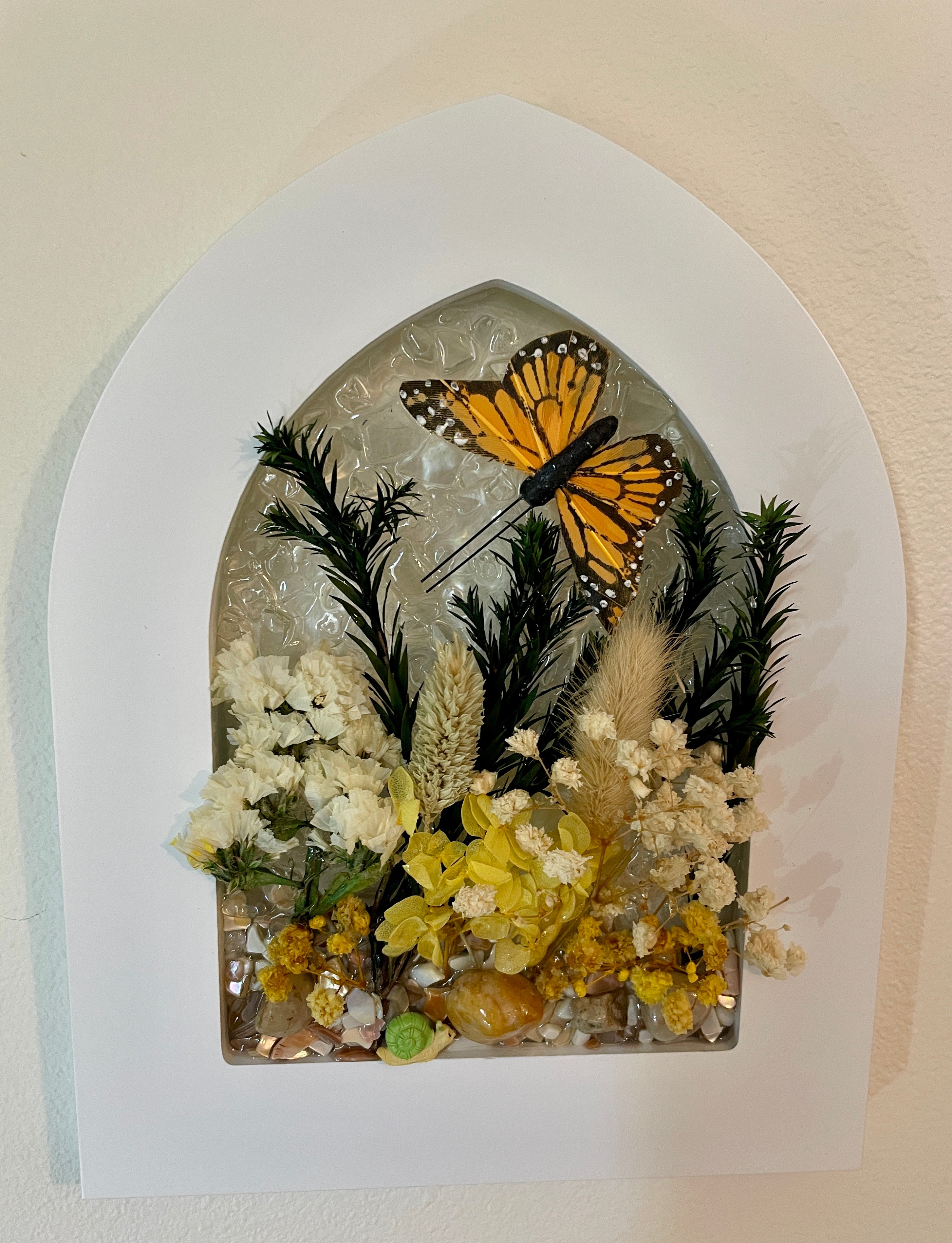 Garden Flowers with 3D Butterfly Crushed Glass Picture - 7" x 9" Arched Frame