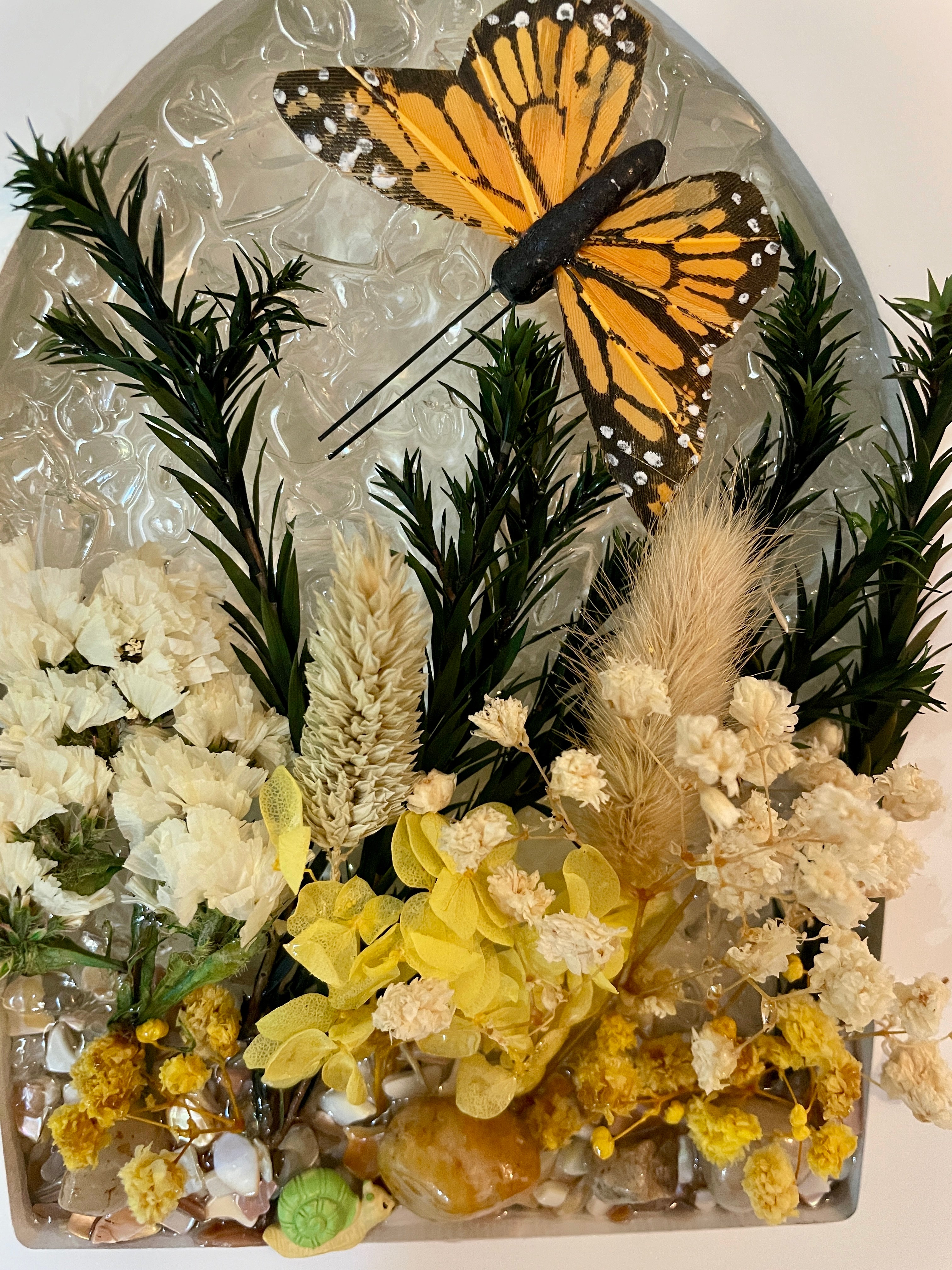Garden Flowers with 3D Butterfly Crushed Glass Picture - 7" x 9" Arched Frame