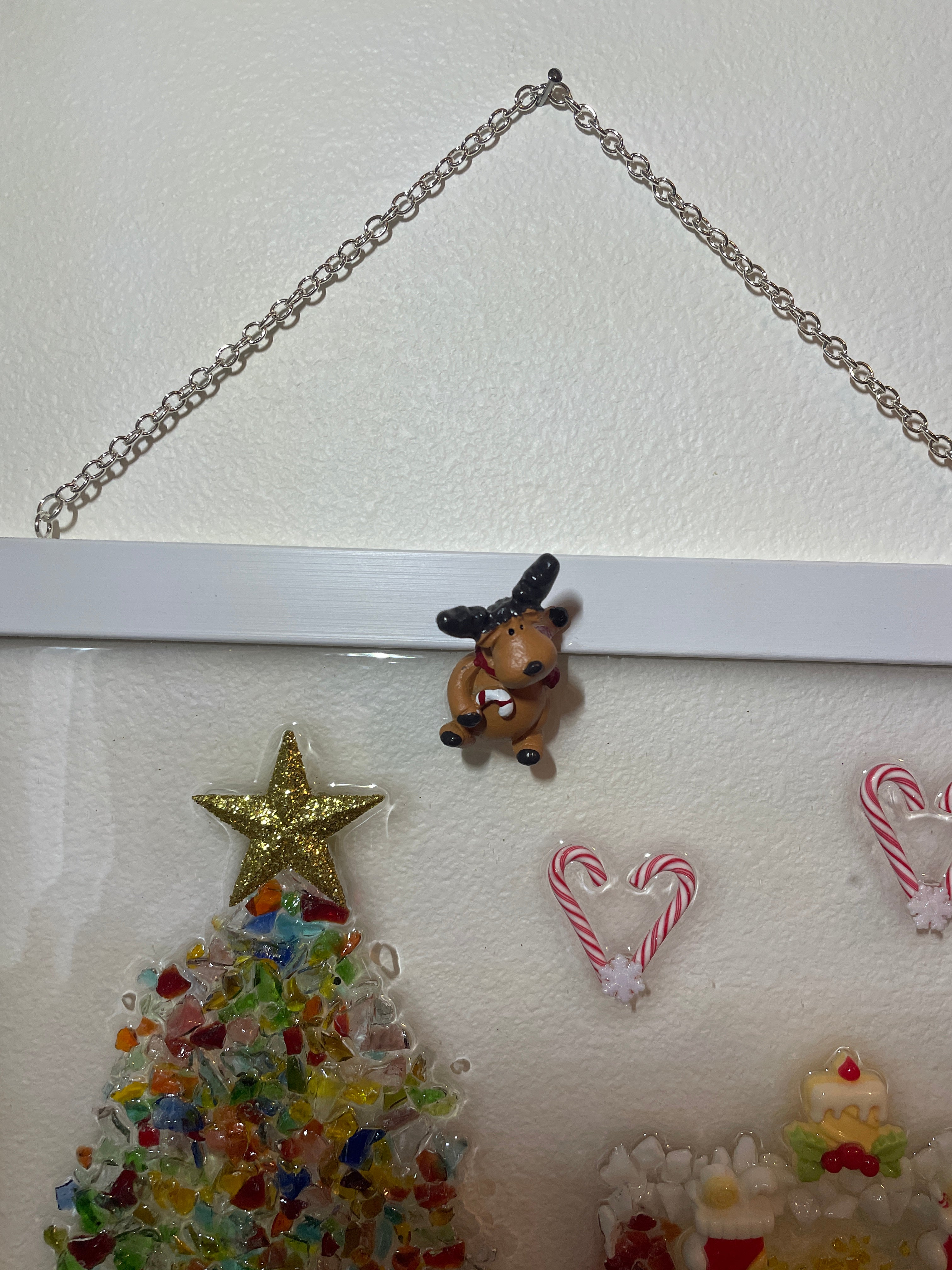 Christmas Scene Crushed Glass Art - Colorful Tree & Cozy Fireplace (8x10)