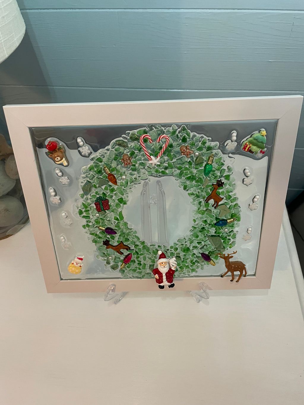 Holiday Wreath with Decorations - 8" x 10" Crushed Glass Christmas Crushed Glass Art