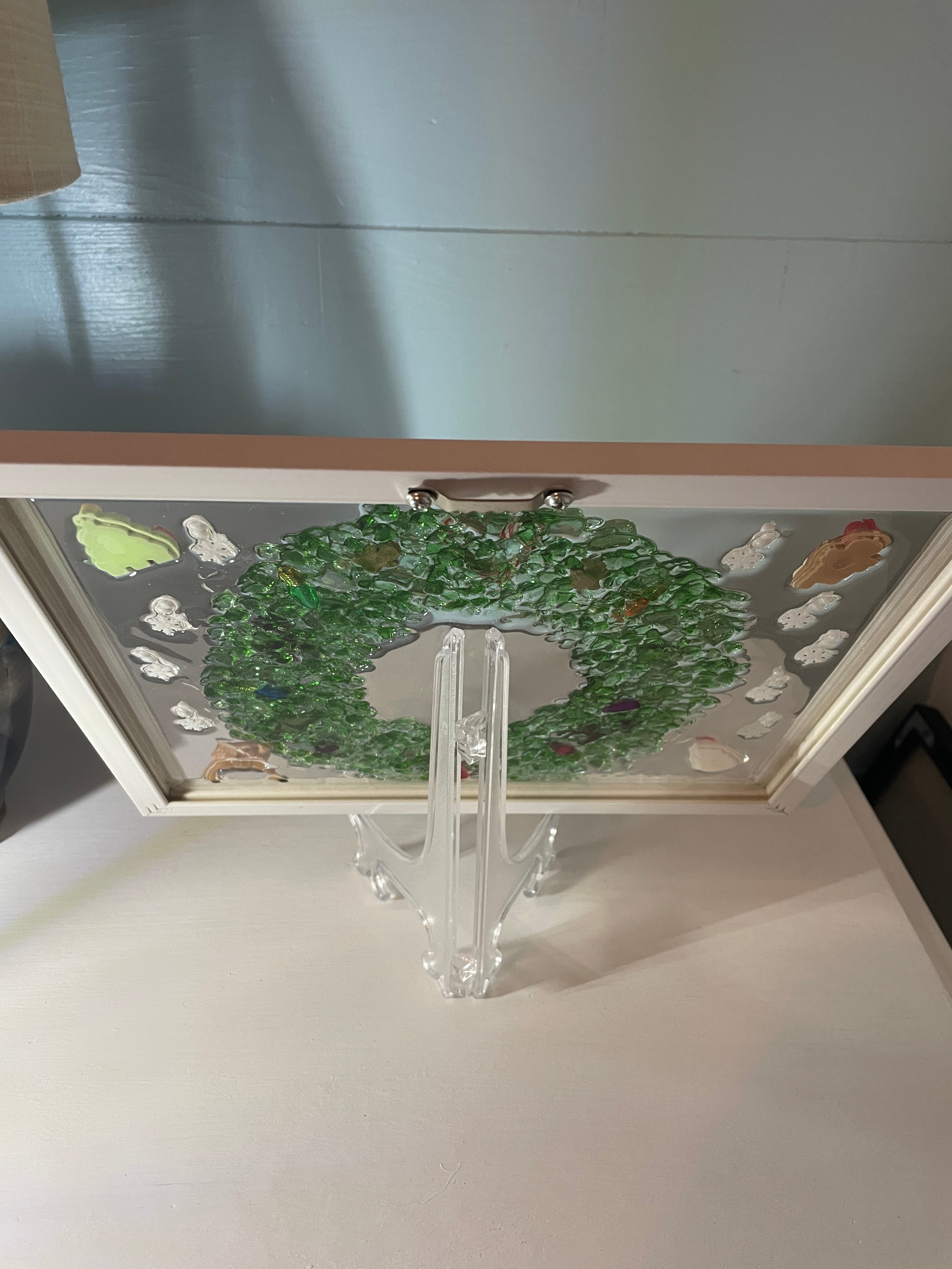 Holiday Wreath with Decorations - 8" x 10" Crushed Glass Christmas Crushed Glass Art