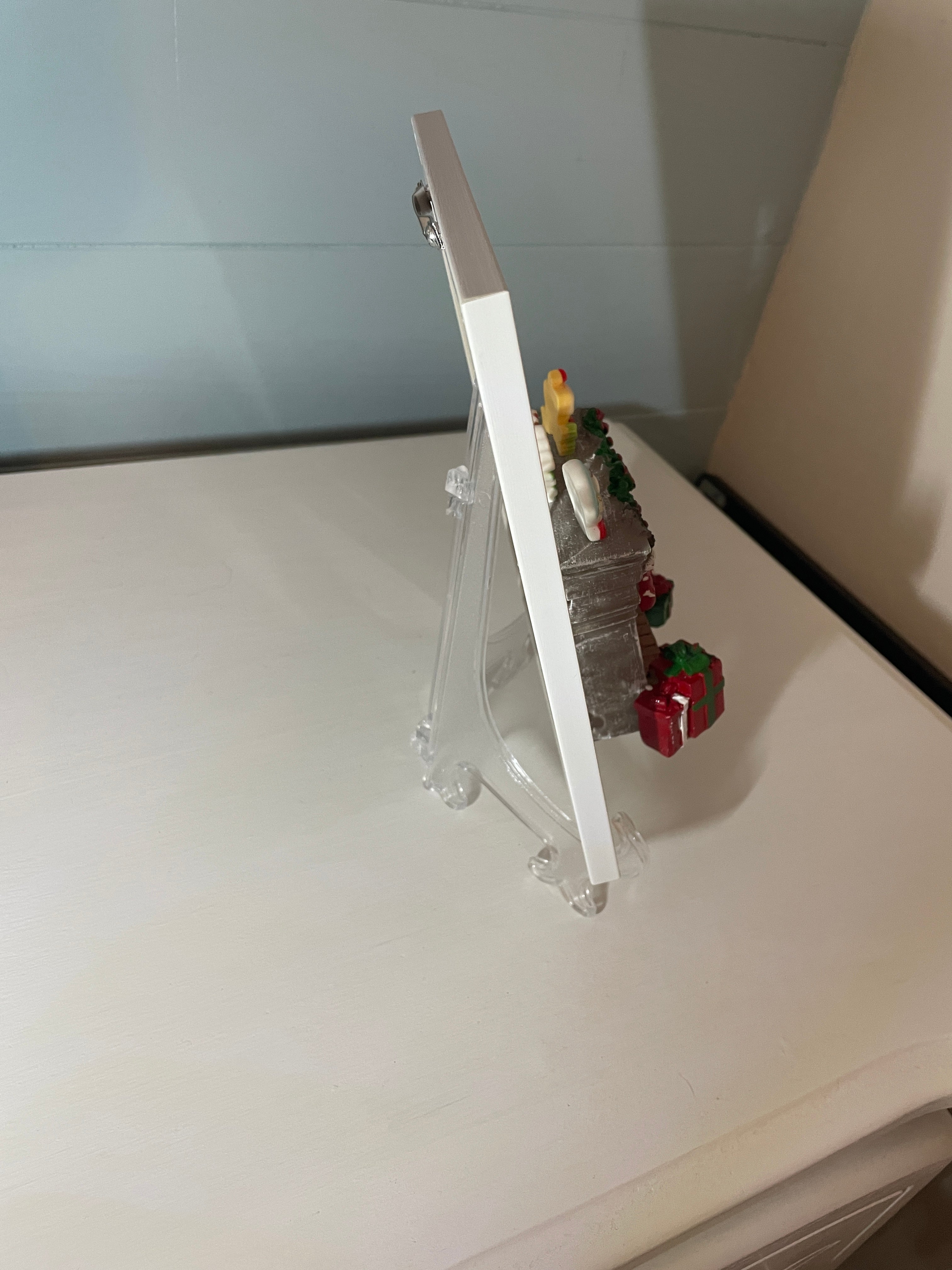 Fireplace Candy Cane Heart Art 5" x 7" - Holiday Crushed Glass Decor